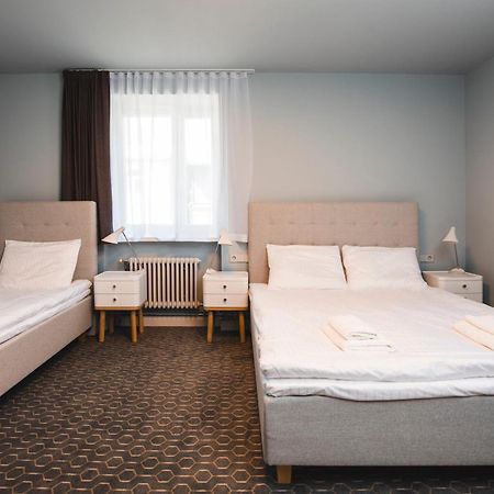 Roze Park Rooms Liepāja Extérieur photo