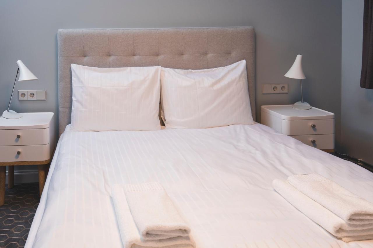 Roze Park Rooms Liepāja Extérieur photo